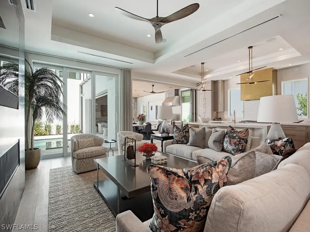 461 14th Avenue S Naples FL 34102