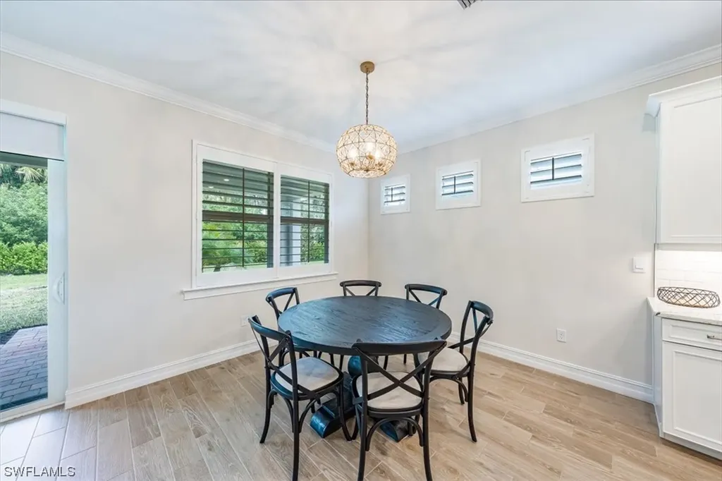 311 Tamarindo Lane Naples FL 34114