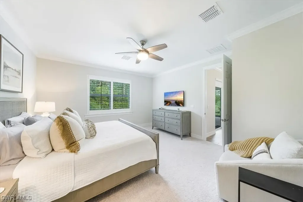311 Tamarindo Lane Naples FL 34114