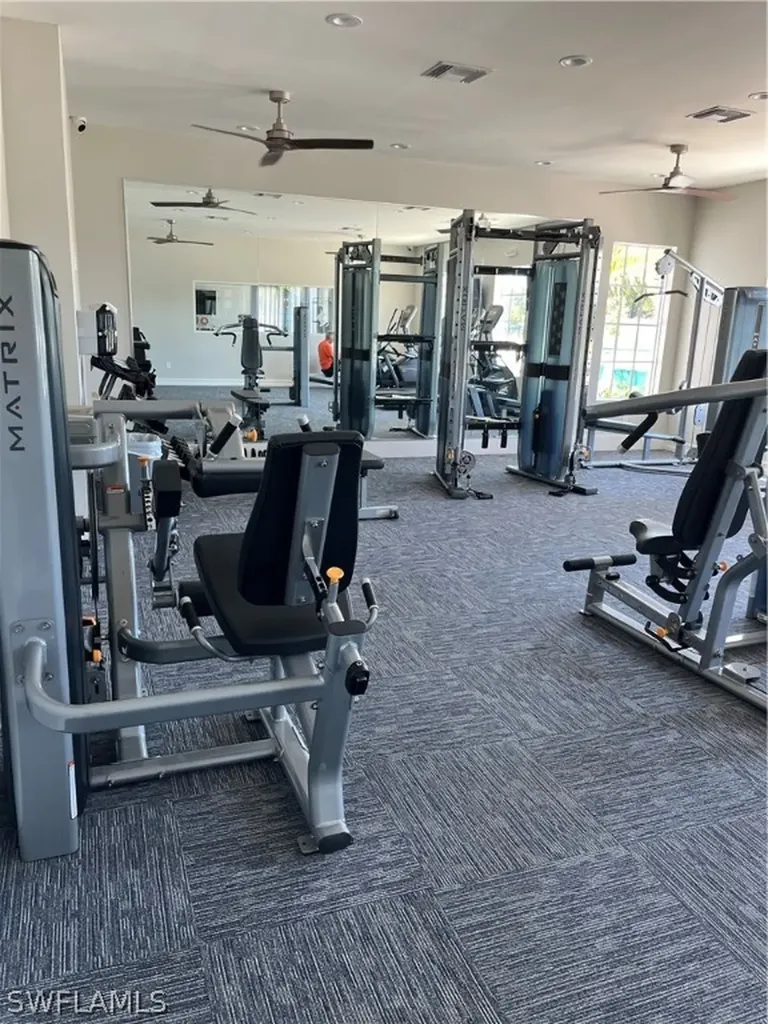 311 Tamarindo Lane Naples FL 34114