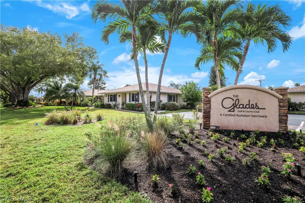 38 Glades Boulevard Naples FL 34112