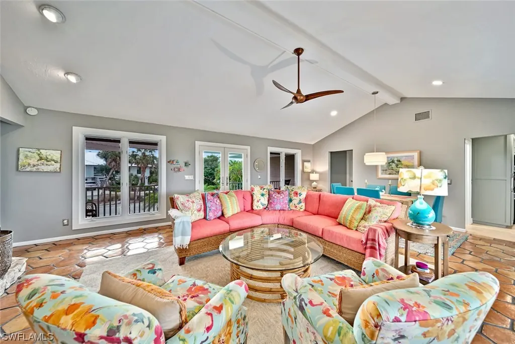 5305 Ladyfinger Lake Road Sanibel FL 33957