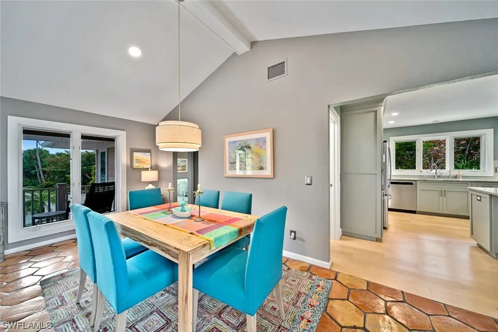 5305 Ladyfinger Lake Road Sanibel FL 33957