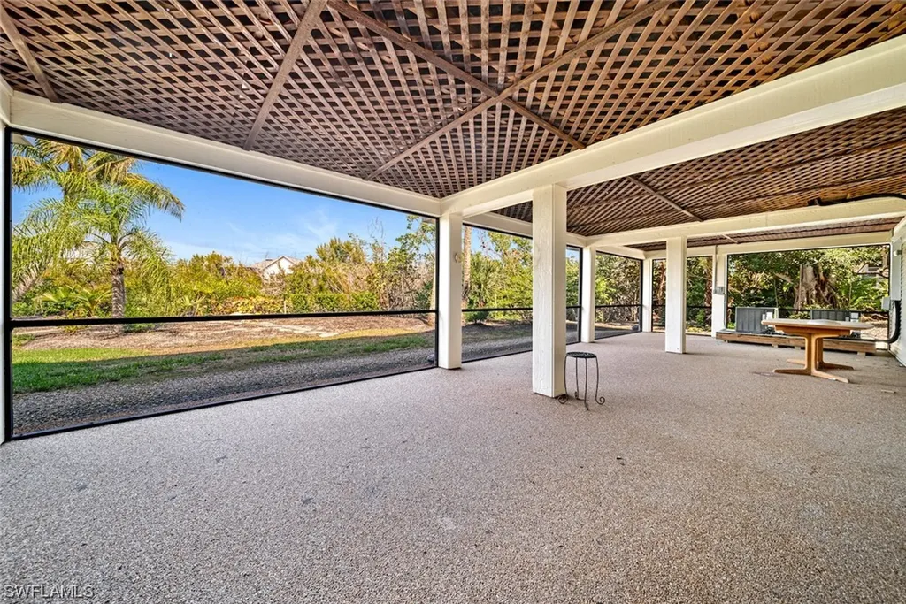 5305 Ladyfinger Lake Road Sanibel FL 33957