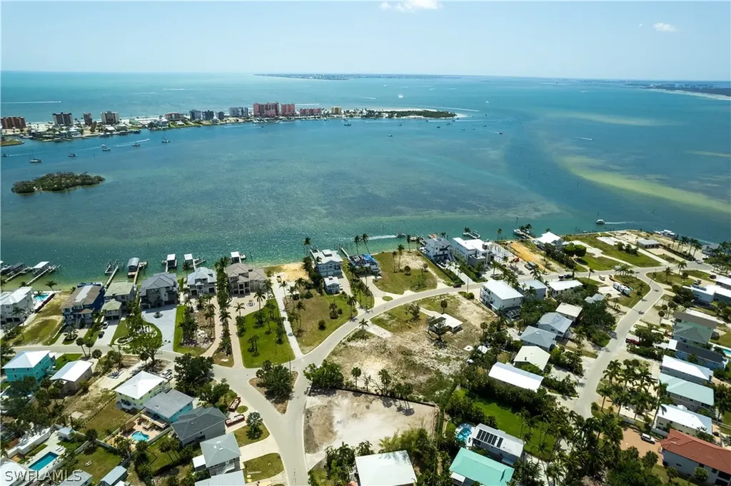 961 San Carlos Court Fort Myers Beach FL 33931