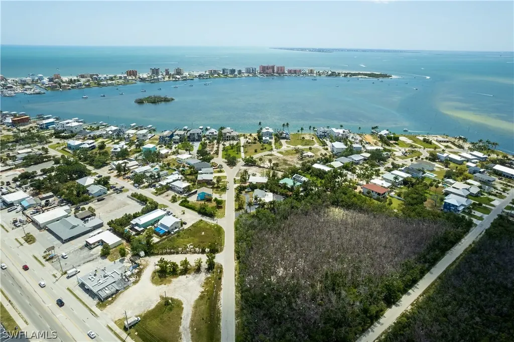 961 San Carlos Court Fort Myers Beach FL 33931