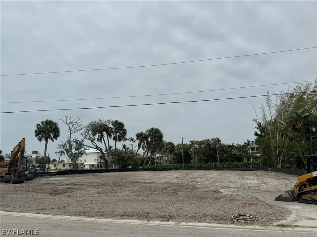 961 San Carlos Court Fort Myers Beach FL 33931