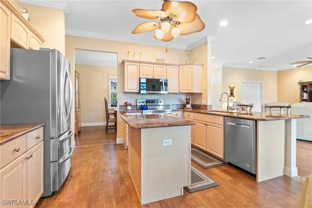 12569 Coconut Creek Court Fort Myers FL 33908
