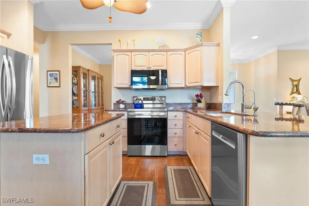 12569 Coconut Creek Court Fort Myers FL 33908