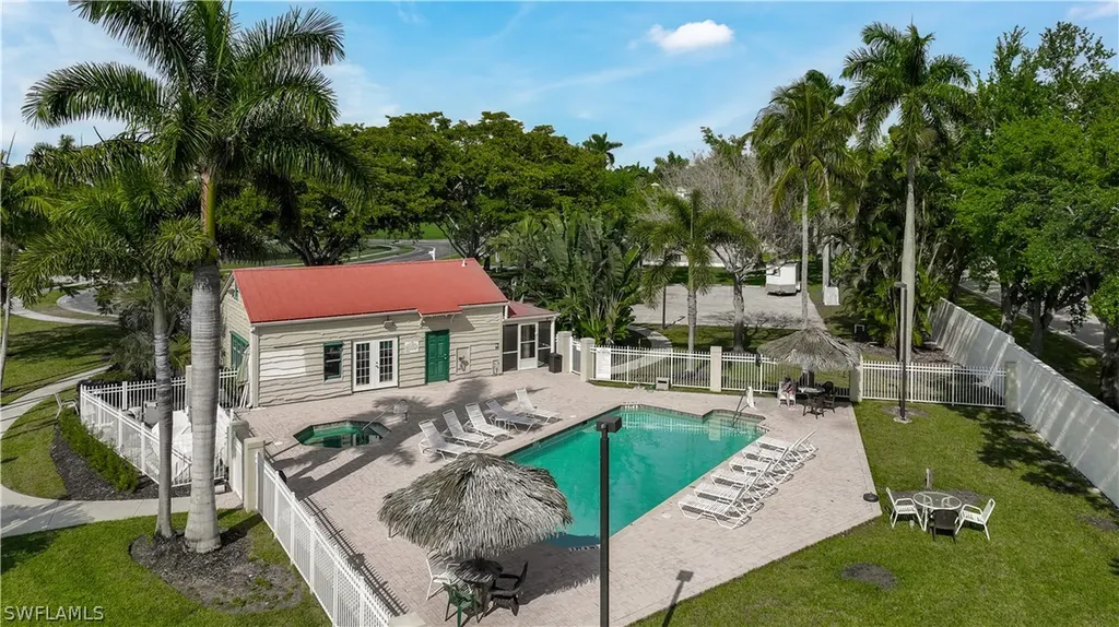 12569 Coconut Creek Court Fort Myers FL 33908