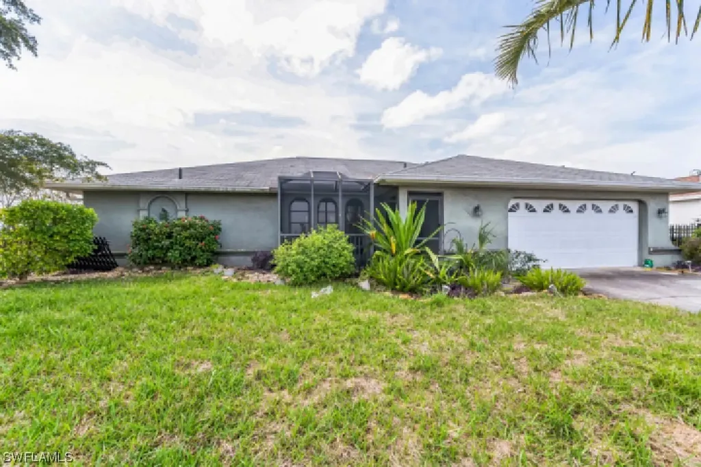 534 NE 6th Terrace Cape Coral FL 33909