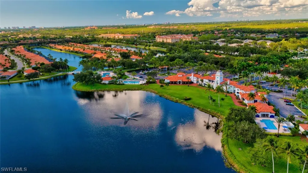 3551 El Verdado Court Naples FL 34109
