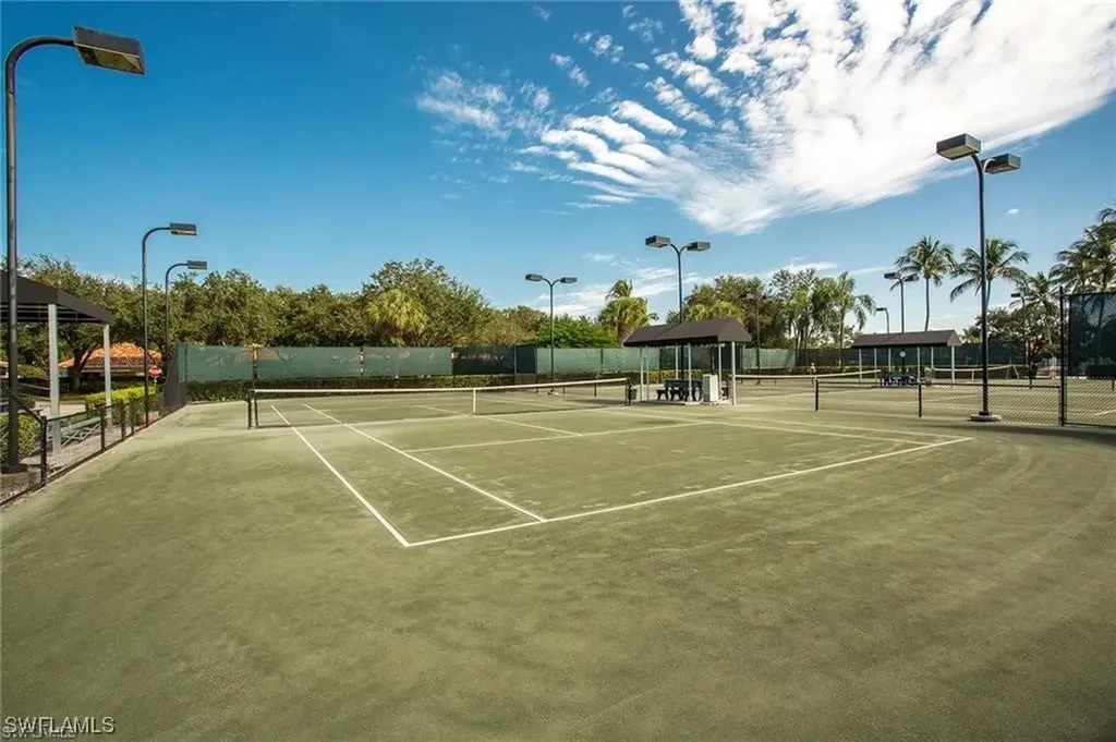 3551 El Verdado Court Naples FL 34109