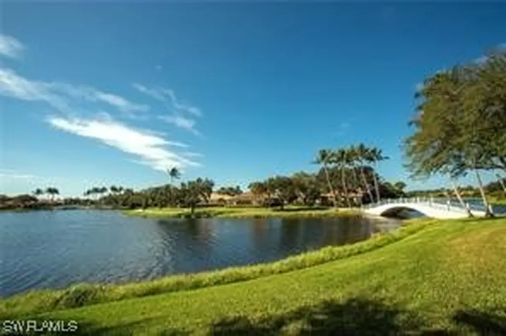 3551 El Verdado Court Naples FL 34109