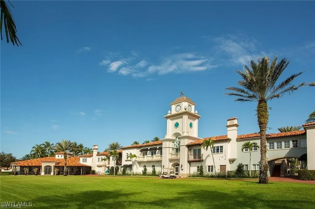 3551 El Verdado Court Naples FL 34109