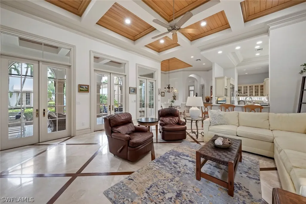 6439 Dunberry Lane Naples FL 34119