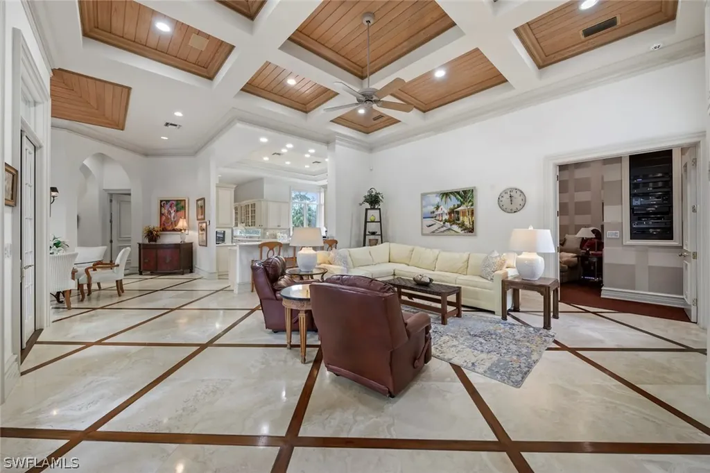 6439 Dunberry Lane Naples FL 34119