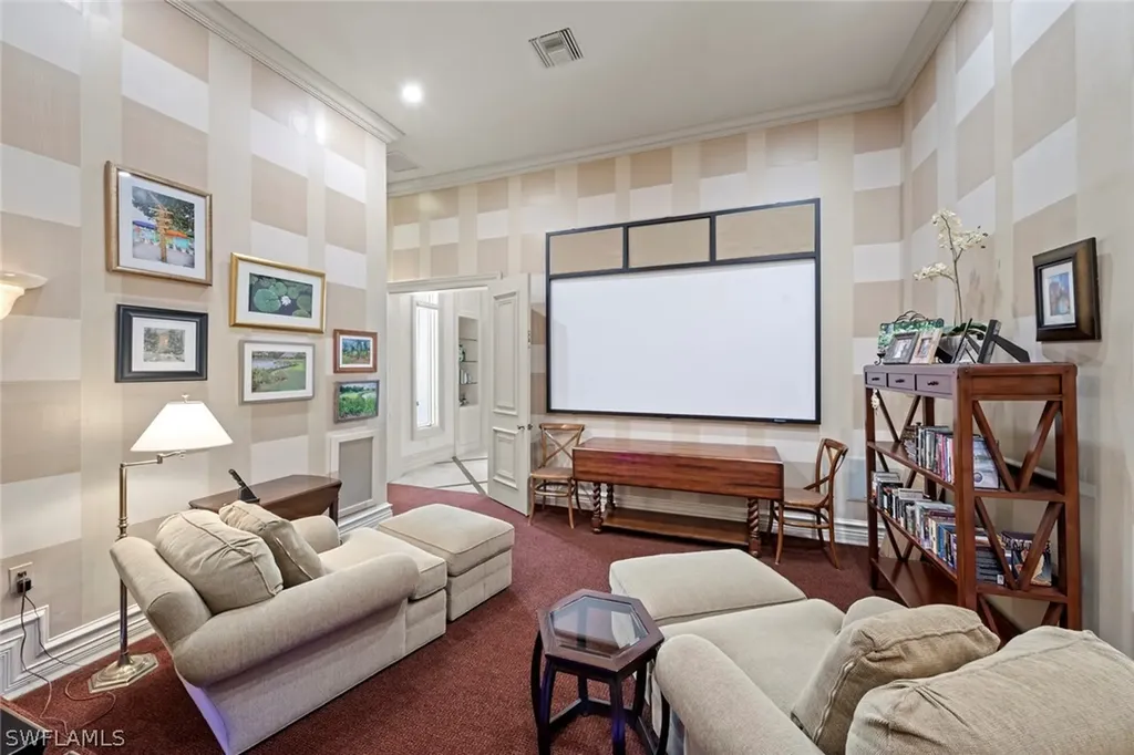 6439 Dunberry Lane Naples FL 34119