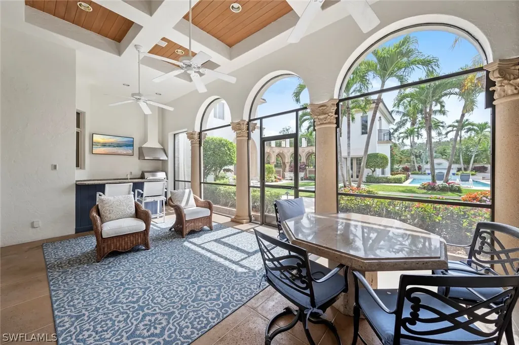 6439 Dunberry Lane Naples FL 34119