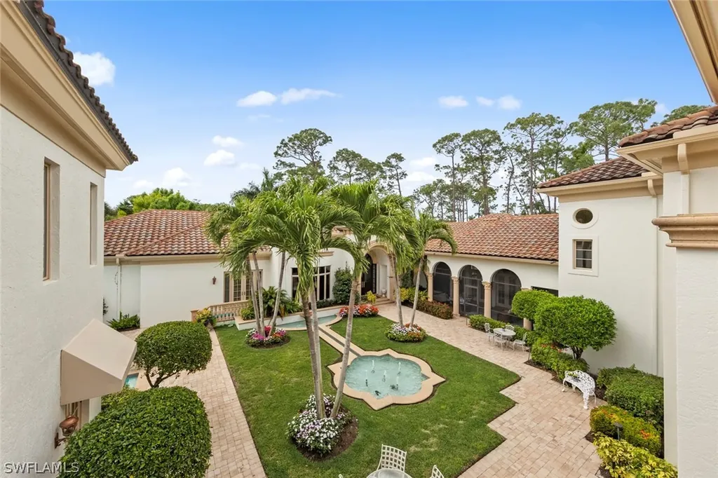6439 Dunberry Lane Naples FL 34119