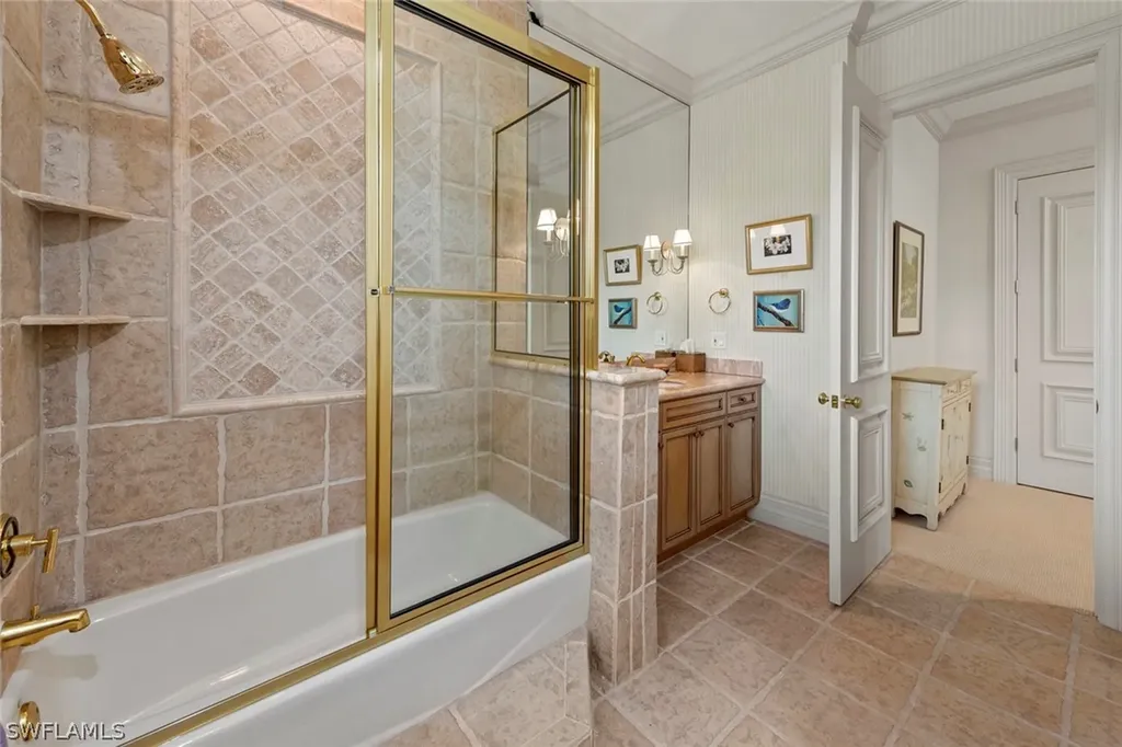 6439 Dunberry Lane Naples FL 34119