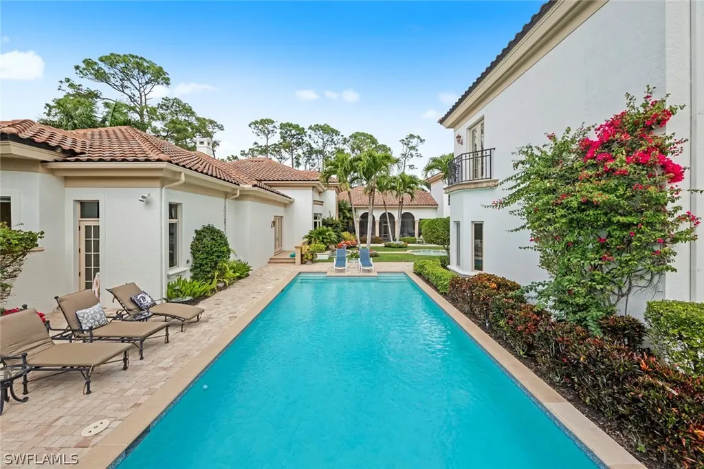 6439 Dunberry Lane Naples FL 34119