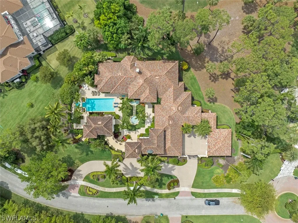 6439 Dunberry Lane Naples FL 34119