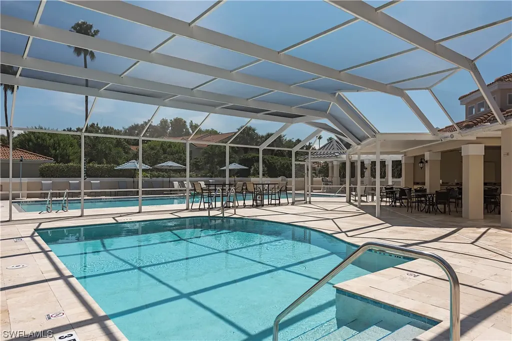 8415 Excalibur Circle Naples FL 34108