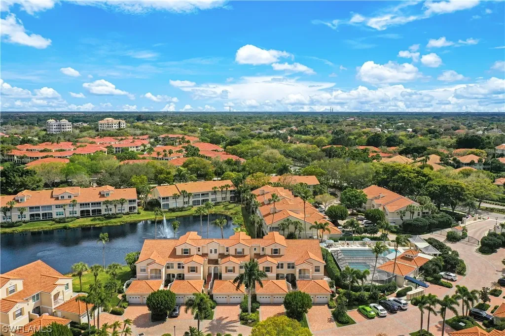 8415 Excalibur Circle Naples FL 34108