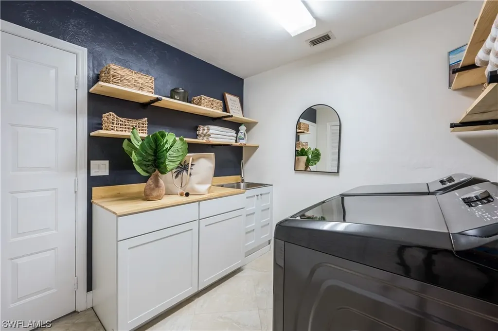 182 Muirfield Circle Naples FL 34113