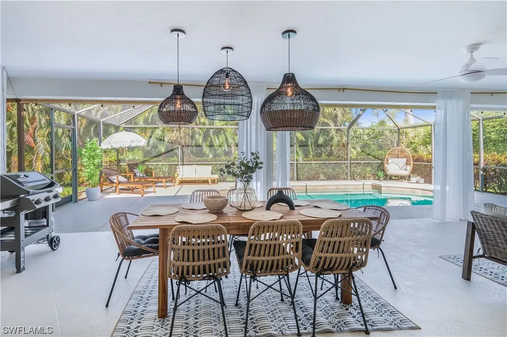 182 Muirfield Circle Naples FL 34113