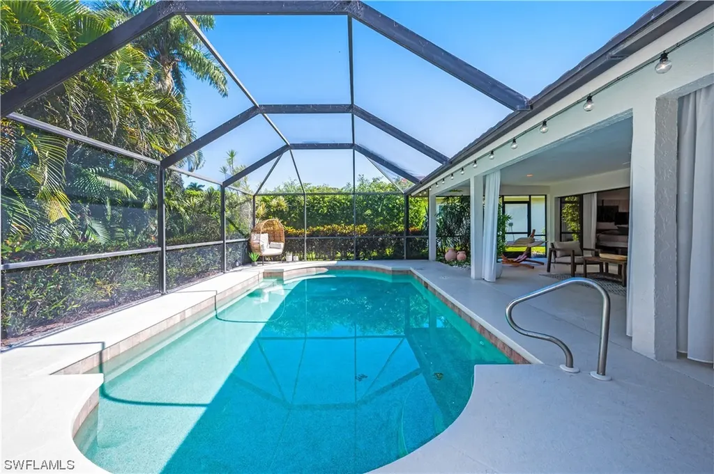 182 Muirfield Circle Naples FL 34113