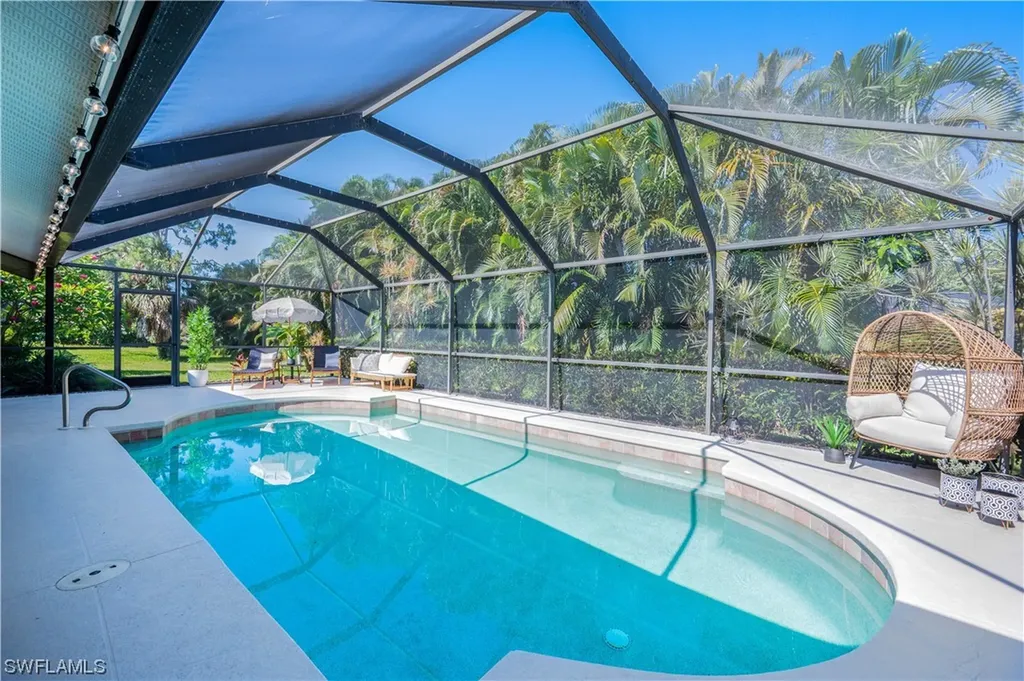 182 Muirfield Circle Naples FL 34113