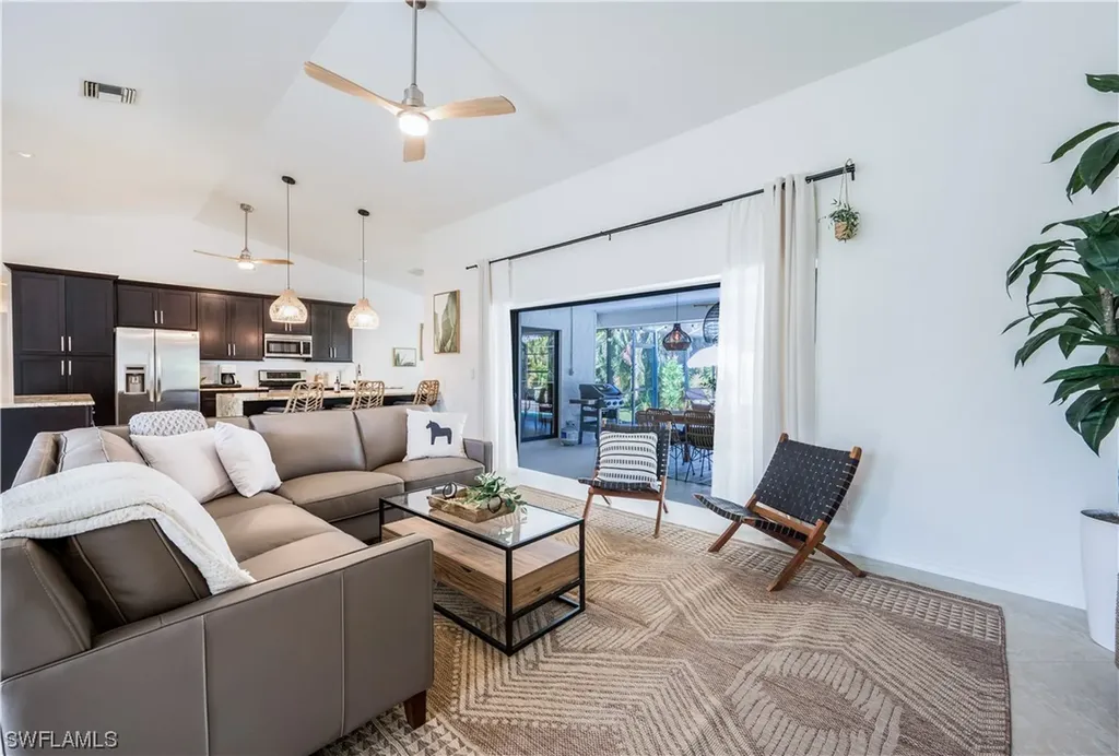 182 Muirfield Circle Naples FL 34113