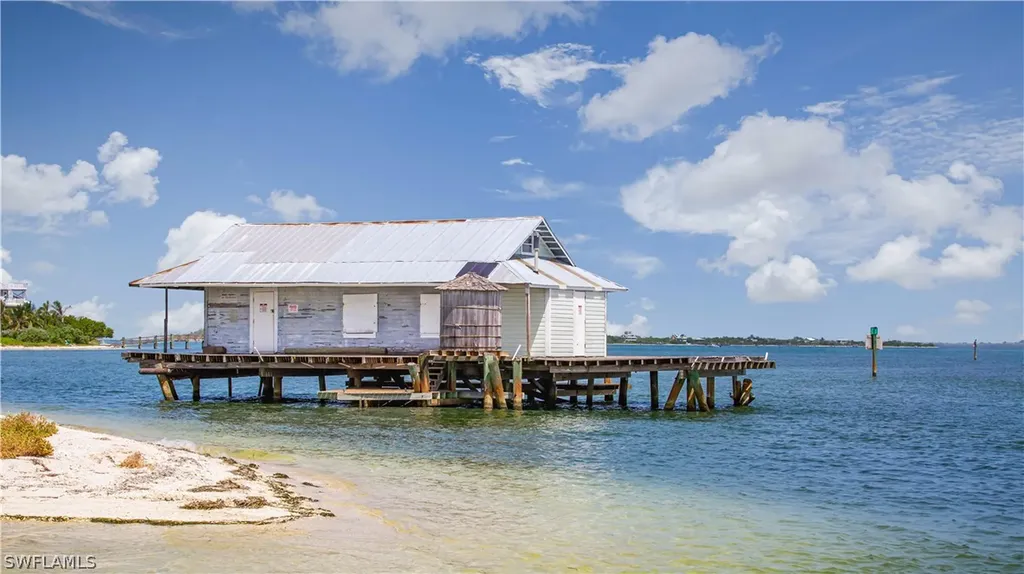 210 Mourning Dove Drive Upper Captiva FL 33924