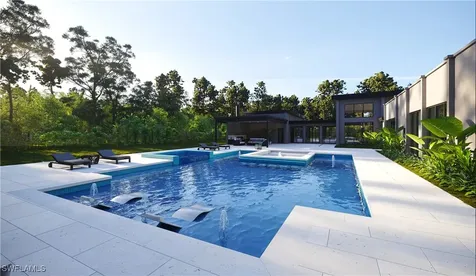 1152 Oakes Boulevard Naples FL 34119