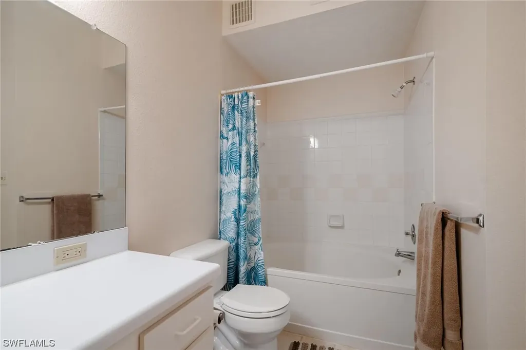 11490 Villa Grand Fort Myers FL 33913