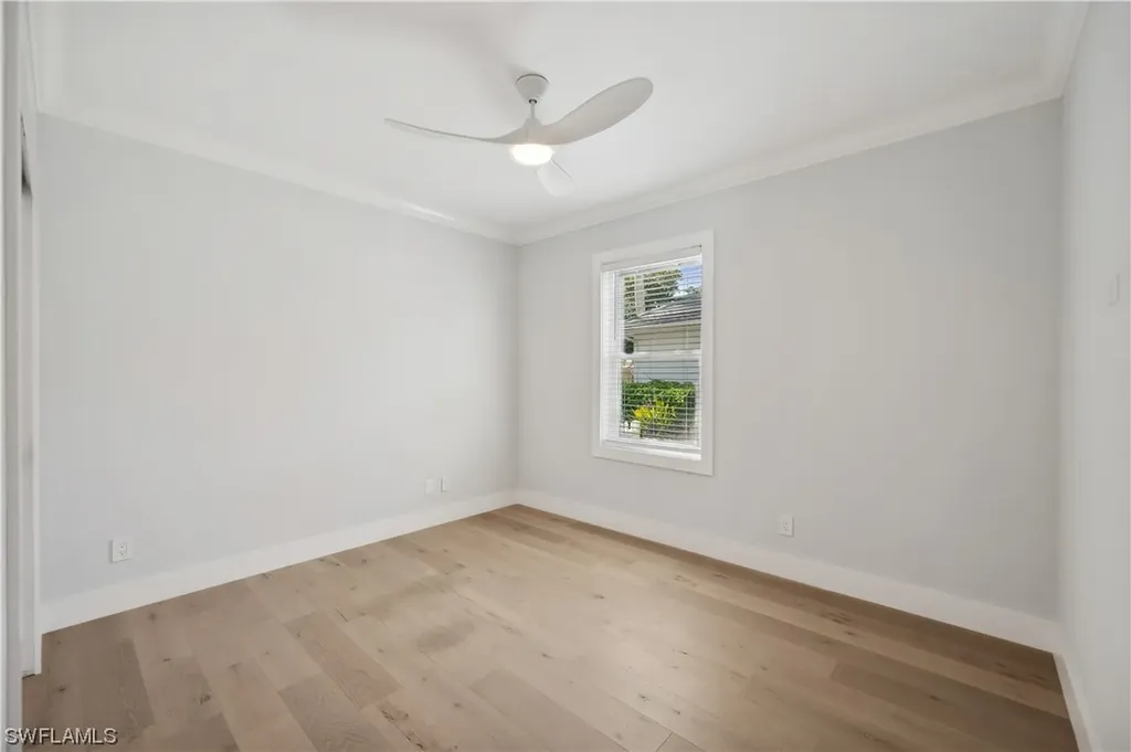 2104 Mission Drive Naples FL 34109