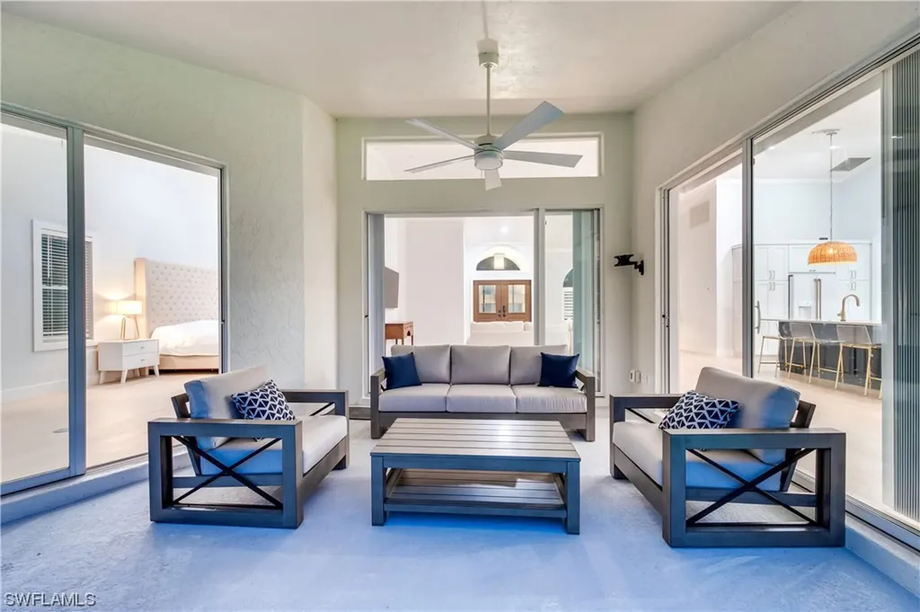 2104 Mission Drive Naples FL 34109