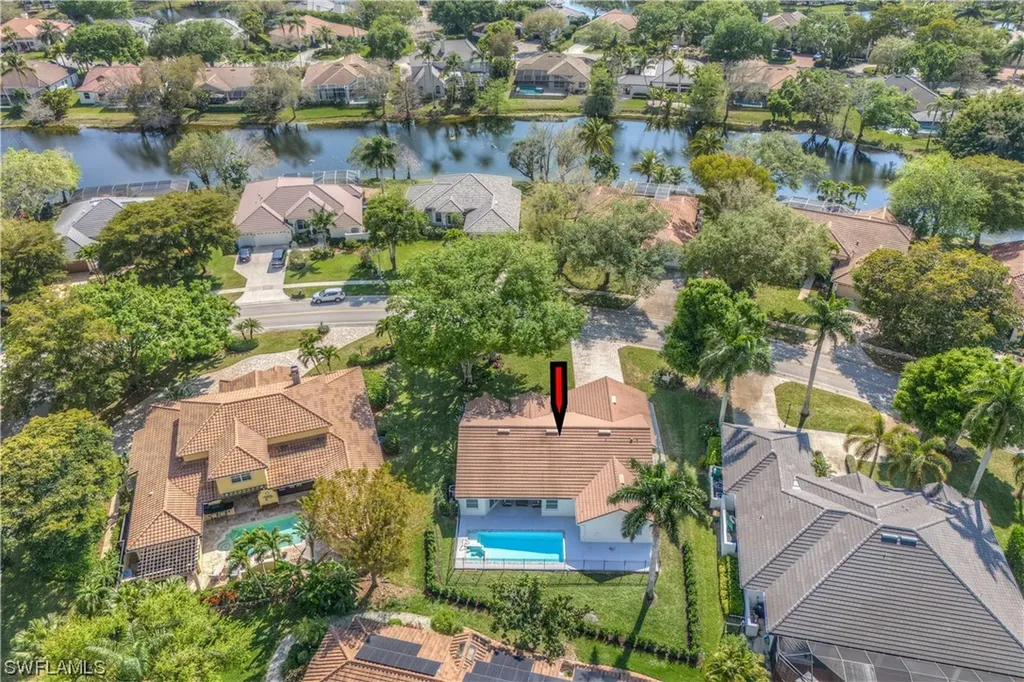 2104 Mission Drive Naples FL 34109
