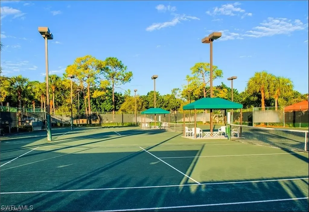 2104 Mission Drive Naples FL 34109
