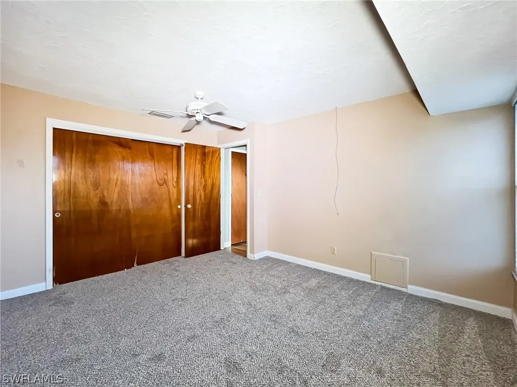 5997 Sonnet Court North Fort Myers FL 33903