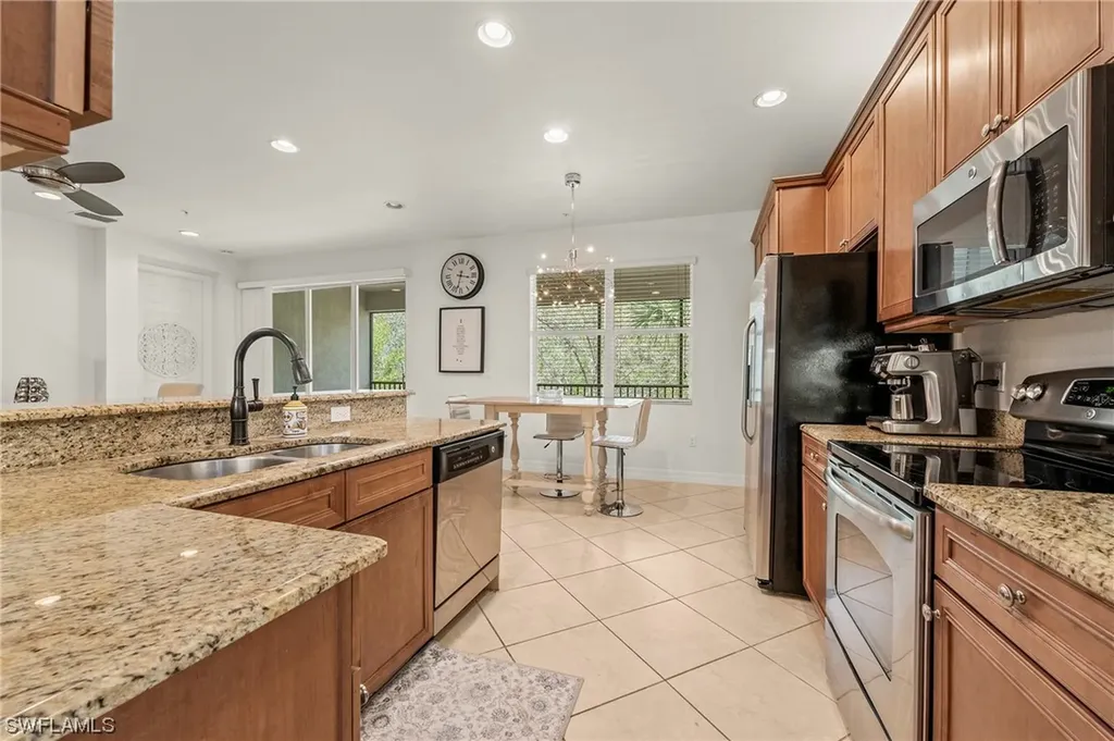 6522 Monterey Point Naples FL 34105