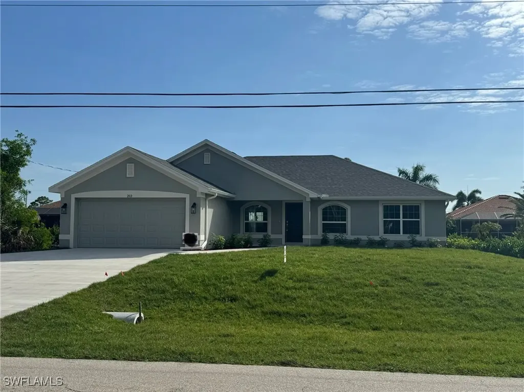 202 Jacaranda Parkway E Cape Coral FL 33909