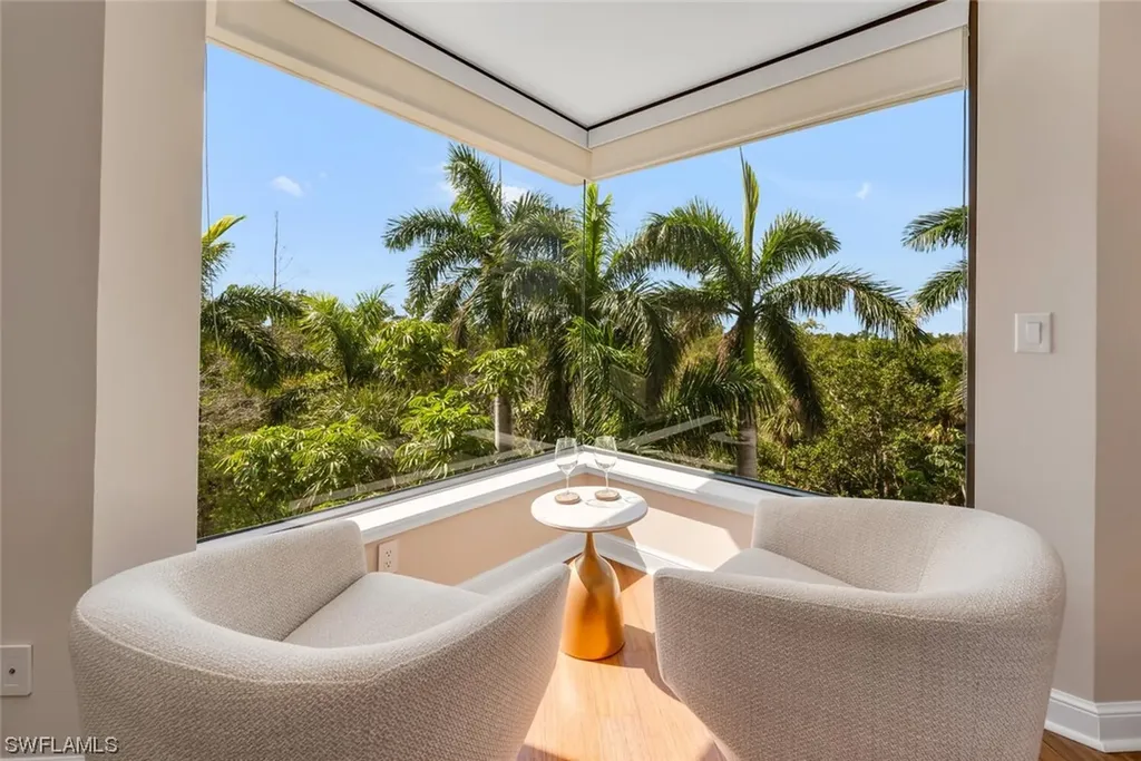 5555 Heron Point Drive Naples FL 34108