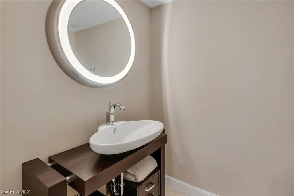5555 Heron Point Drive Naples FL 34108