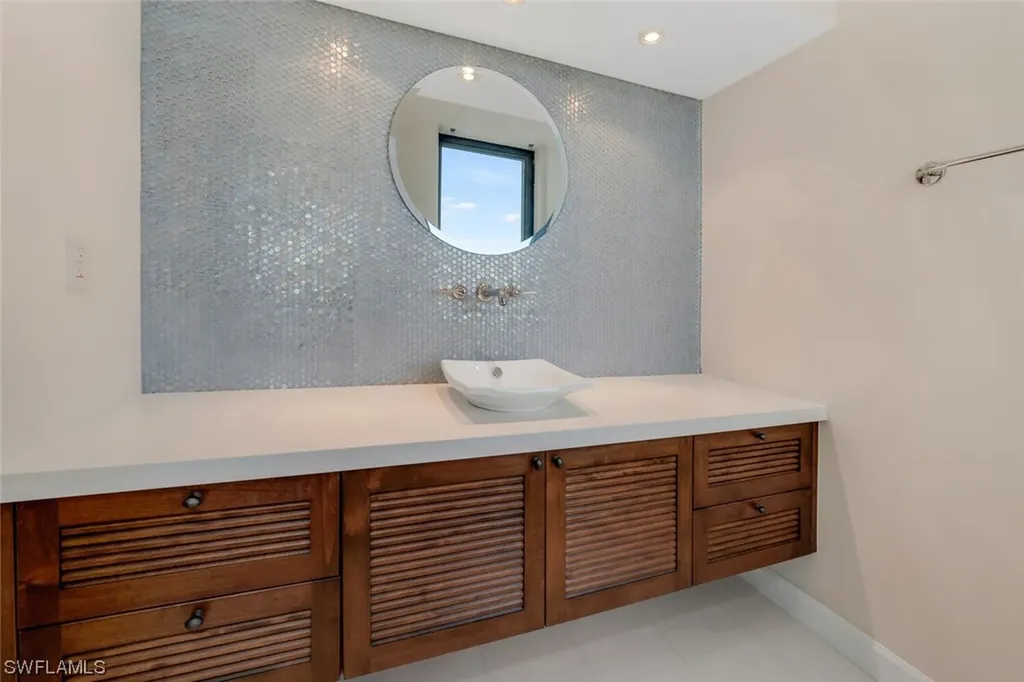 5555 Heron Point Drive Naples FL 34108