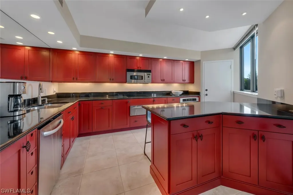 5555 Heron Point Drive Naples FL 34108