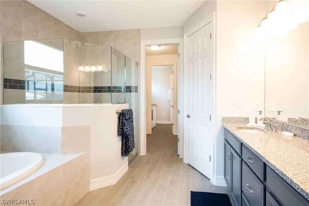 14521 Stern Way Naples FL 34114