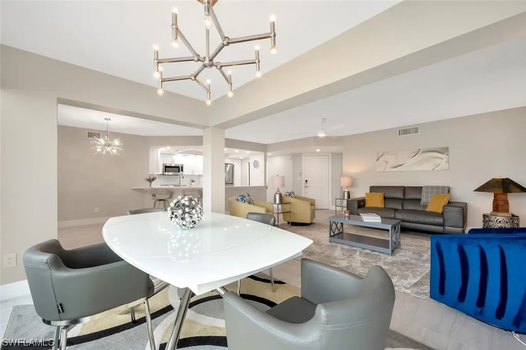 607 Beachwalk Circle Naples FL 34108